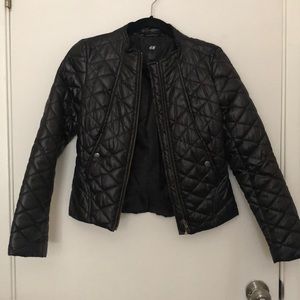 H&M black quilted jacket size 6